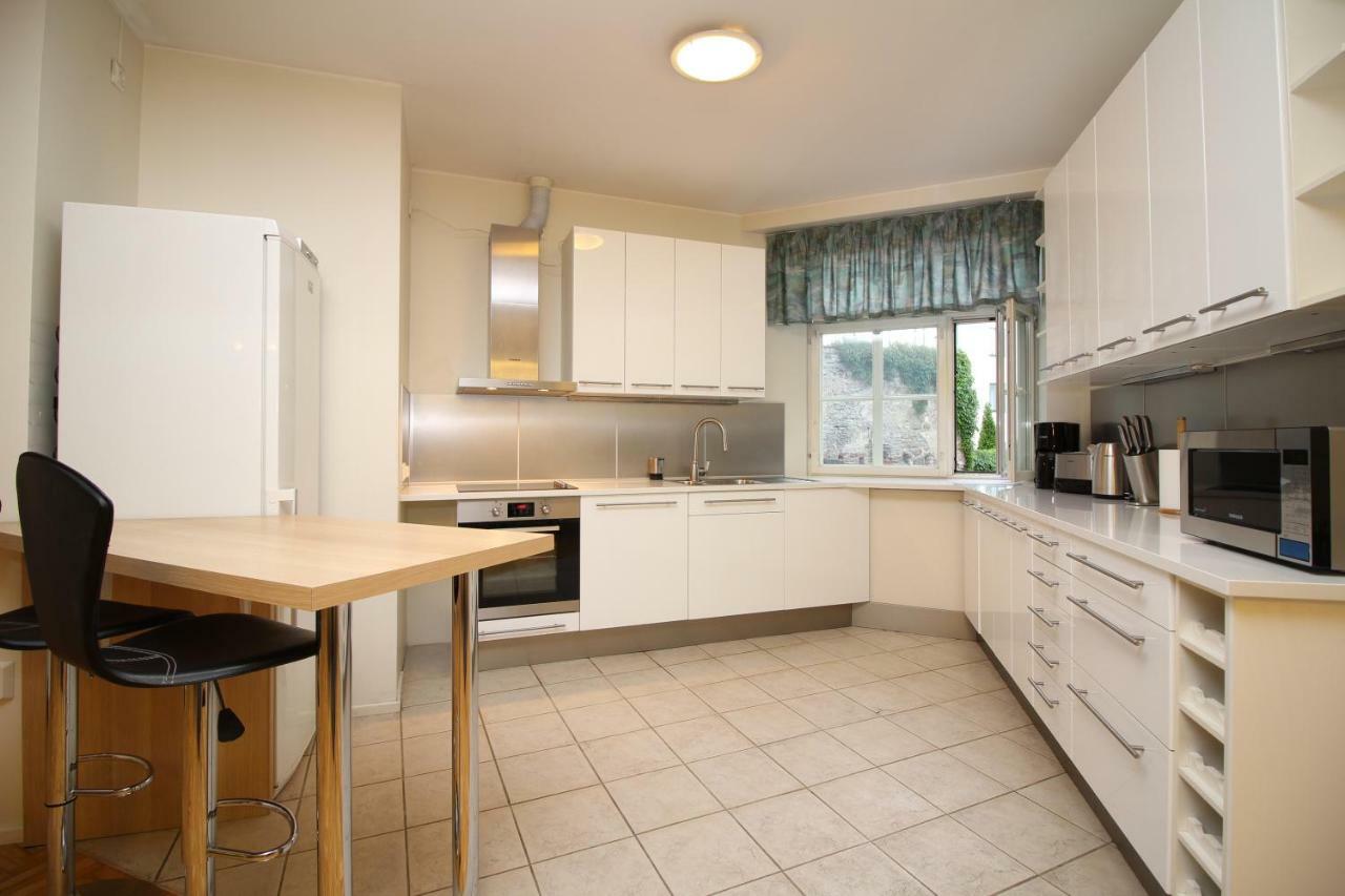 Tallinn City Apartments 4 Bedroom With Sauna And 2 Bathroom ภายนอก รูปภาพ